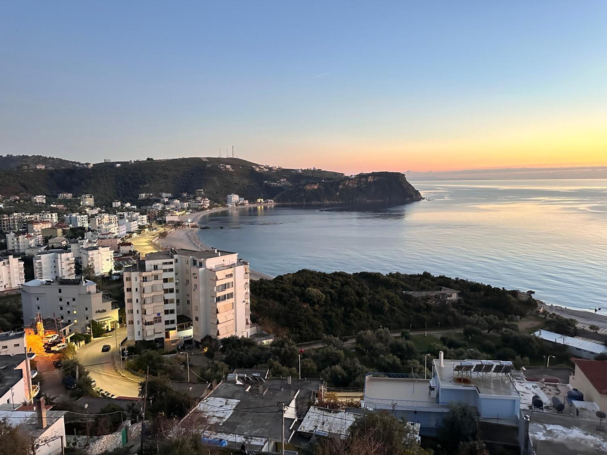 Roumers Himara Exteriör bild