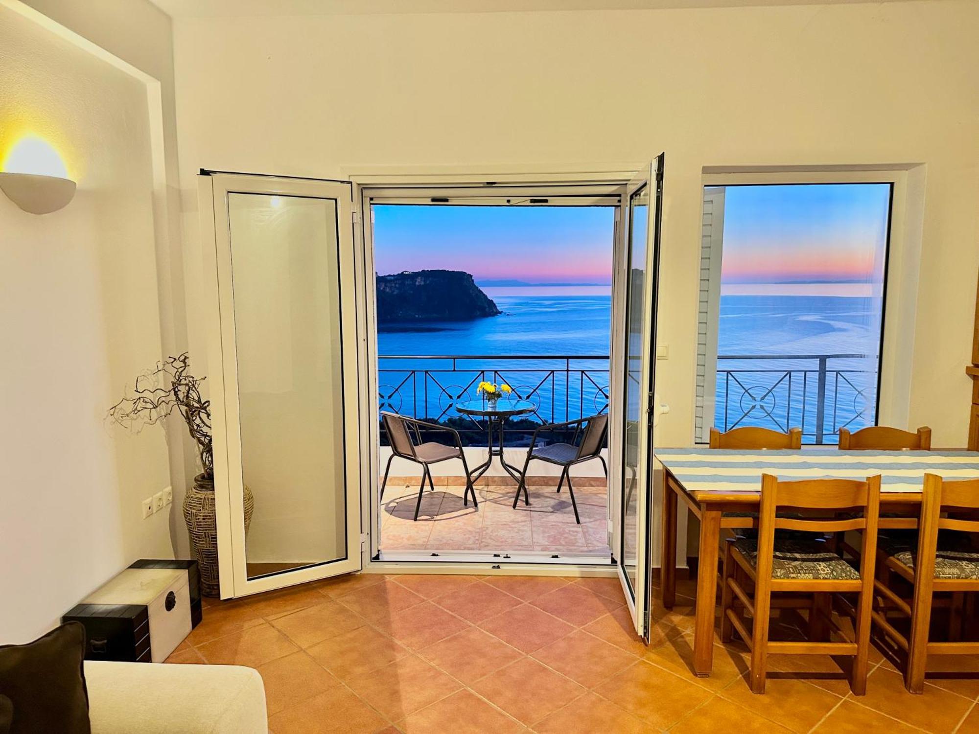 Roumers Himara Exteriör bild