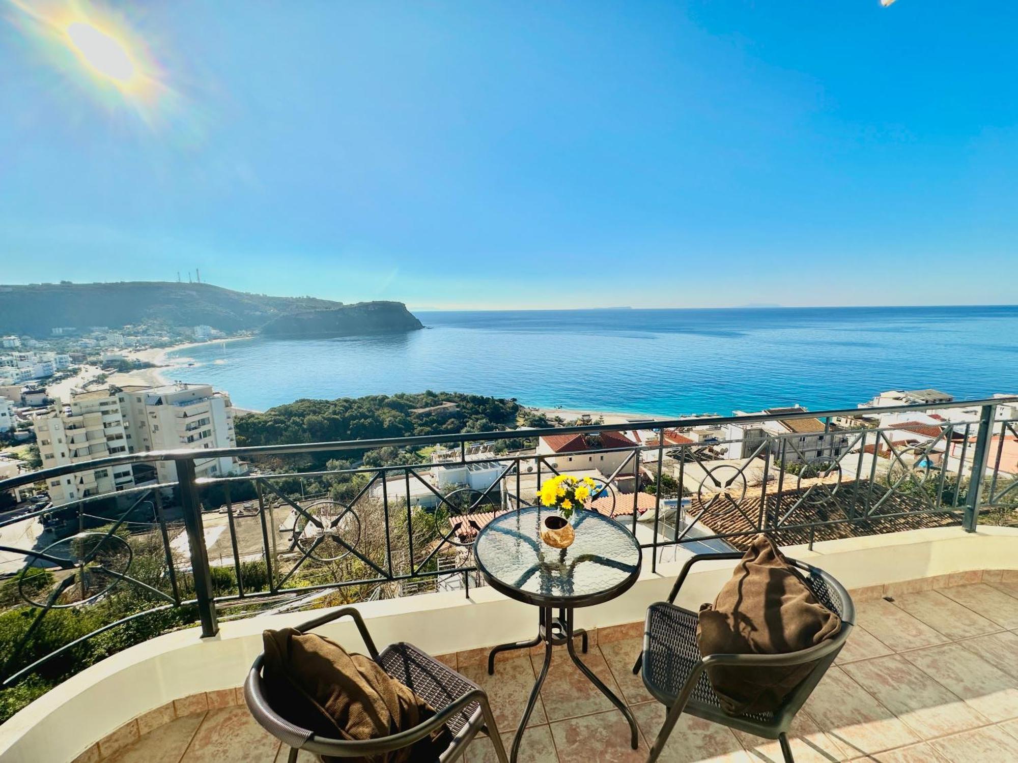 Roumers Himara Exteriör bild