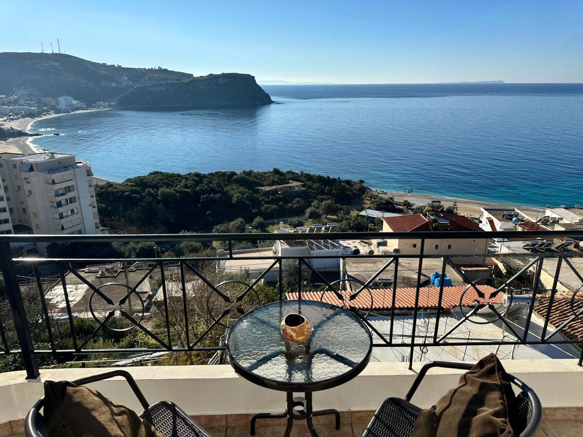 Roumers Himara Exteriör bild