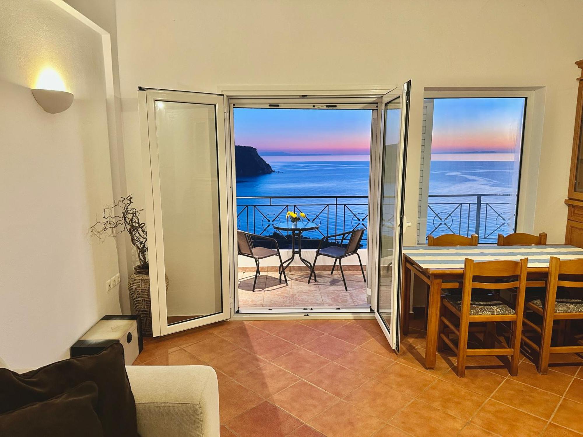 Roumers Himara Exteriör bild