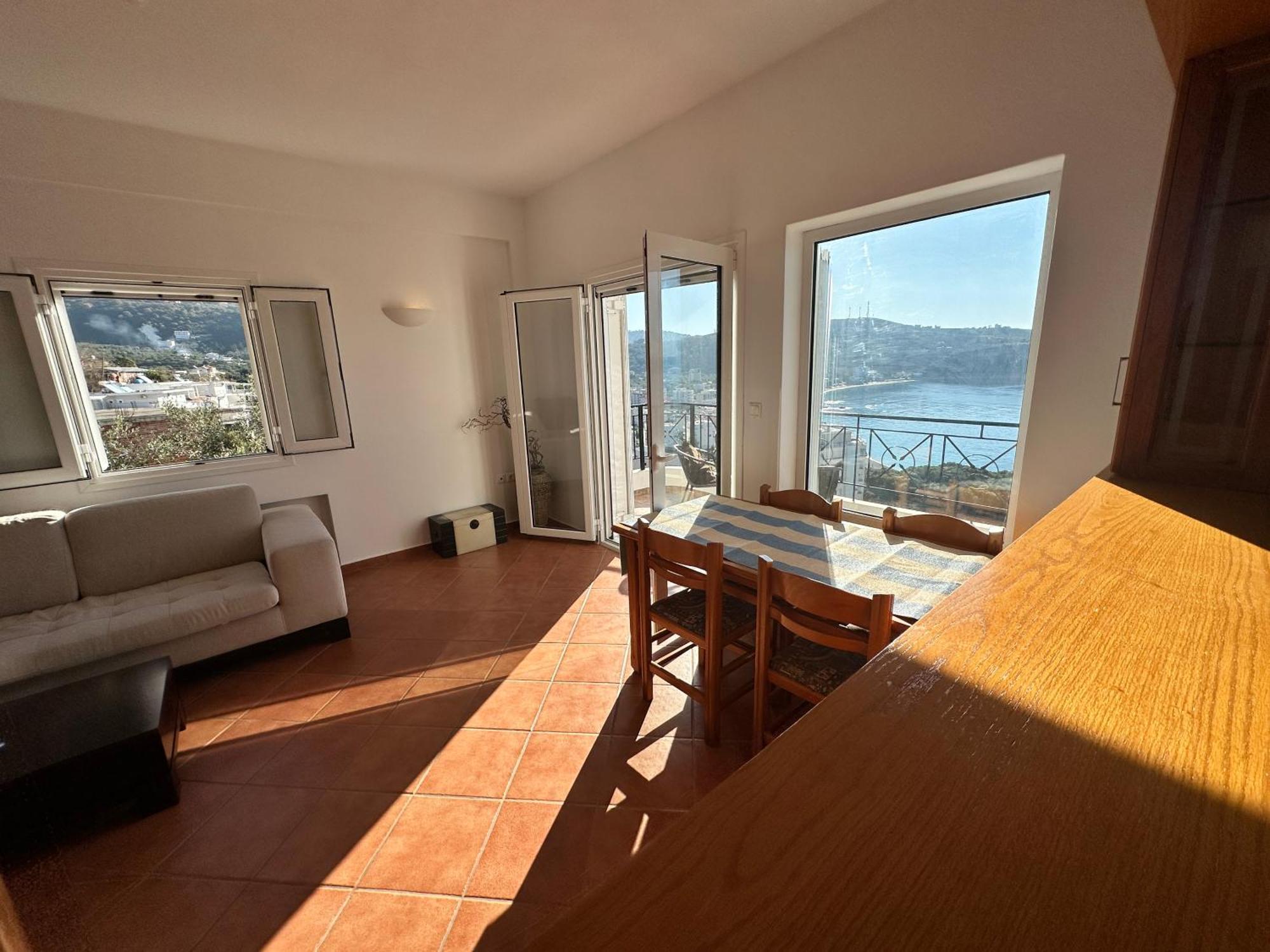 Roumers Himara Exteriör bild