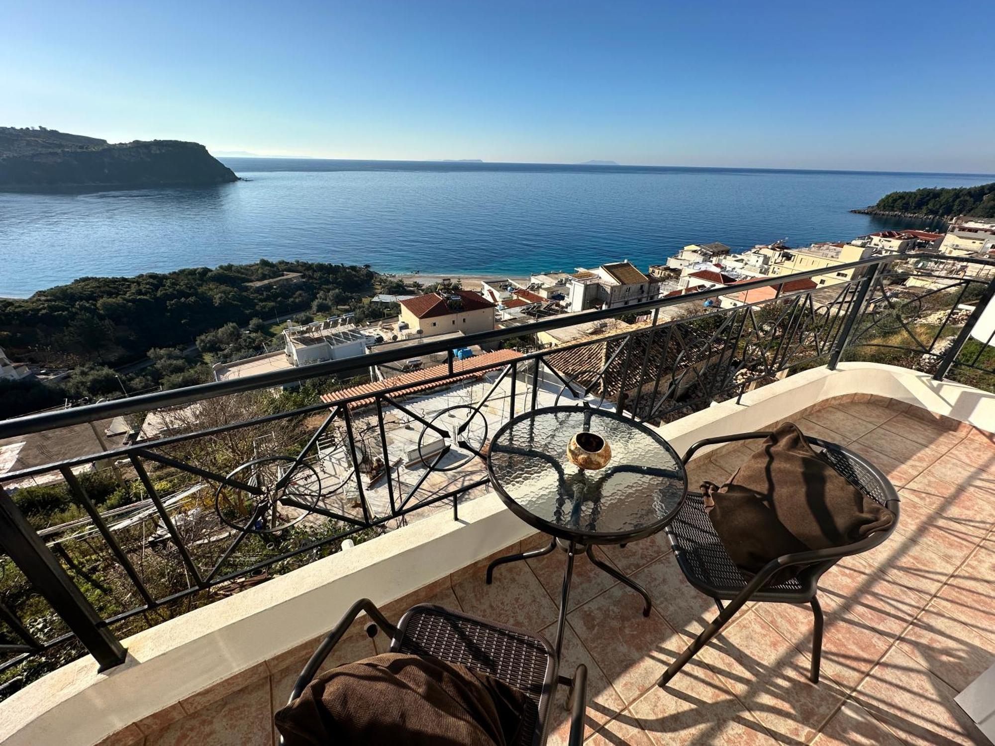 Roumers Himara Exteriör bild