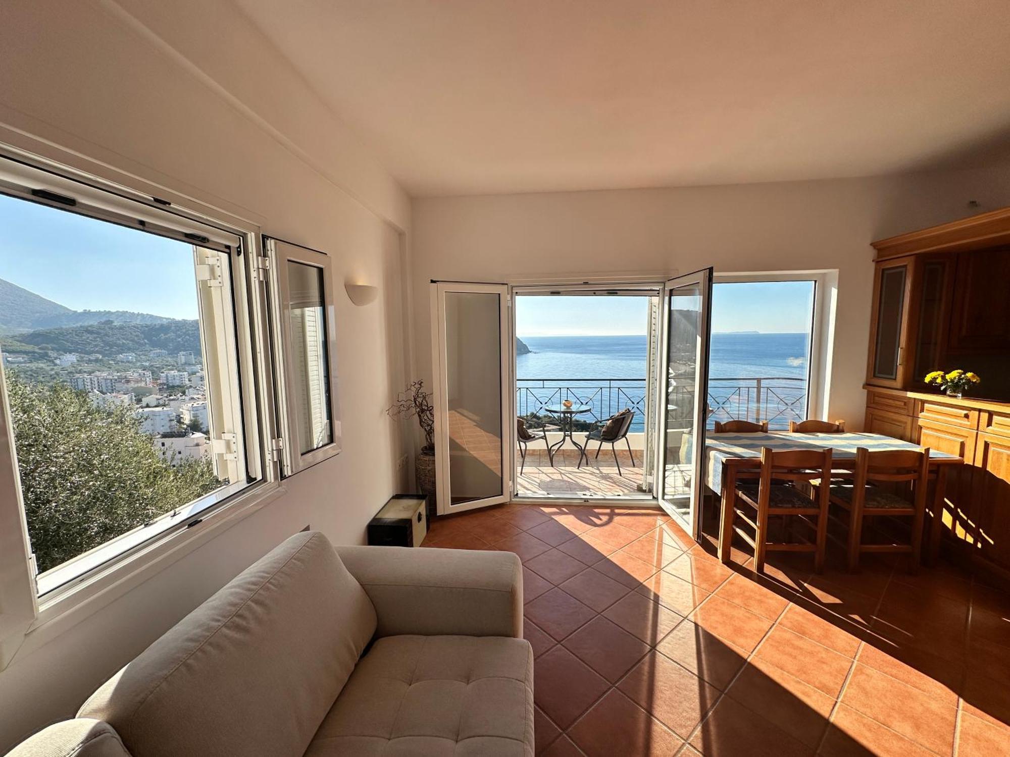 Roumers Himara Exteriör bild